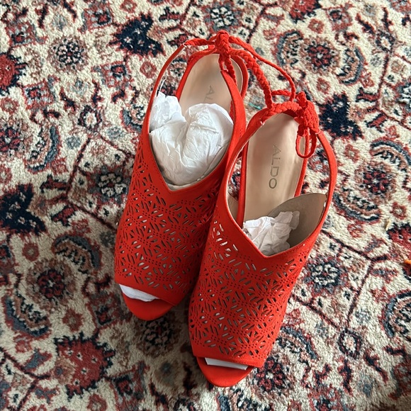 Aldo Sapardanis Orange Open Toe Suede Heels - Picture 3 of 6